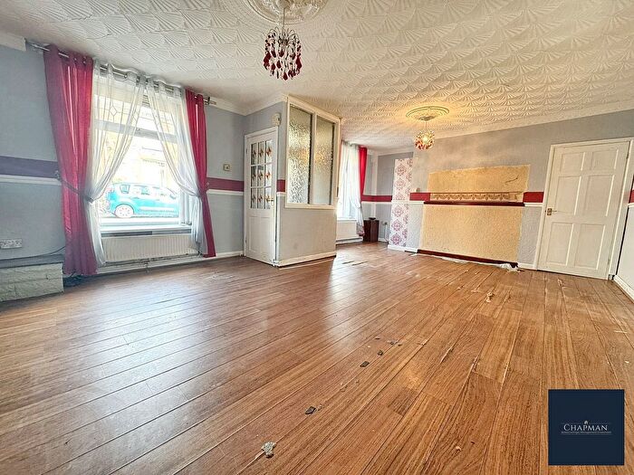 3 Bedroom End Of Terrace House For Sale In Tyntyla Road, Tonypandy, CF40