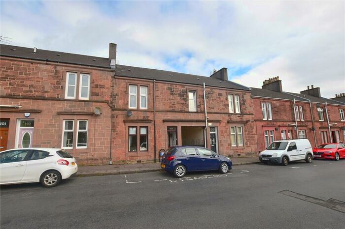 2 Bedroom Flat To Rent In Alexander Street, Coatbridge, ML5