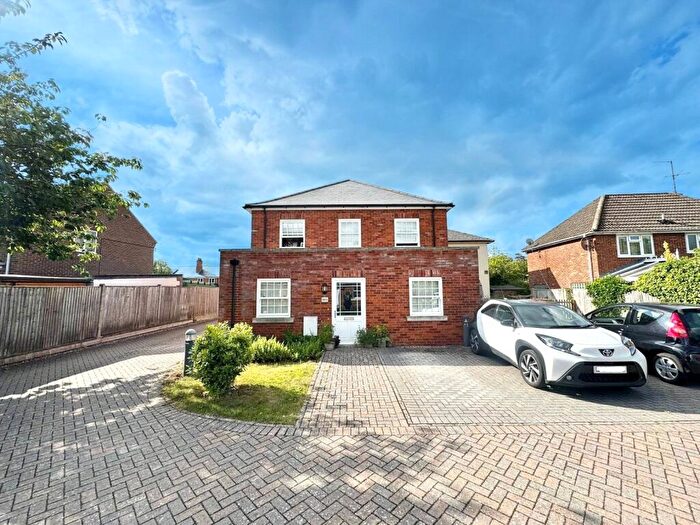 2 Bedroom Apartment To Rent In Fieldfare Court, The Street, Swallowfield, Reading, RG7