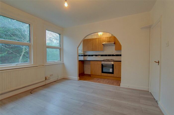 1 Bedroom Flat To Rent In Glossop Road, South Croydon, CR2