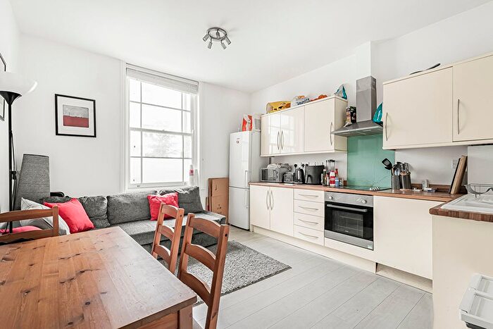 2 Bedroom Flat To Rent In Sutherland Street, Pimlico, London, SW1V