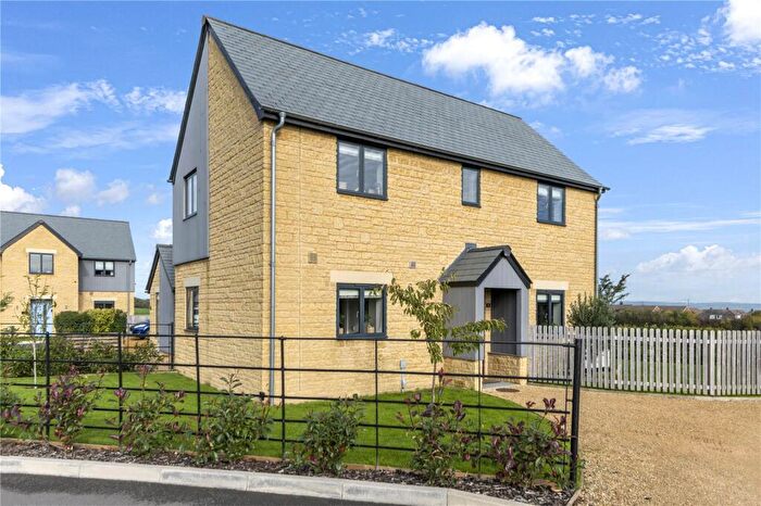 3 Bedroom Semi-Detached House For Sale In Coombe Farm Court, Templecombe, Somerset, BA8