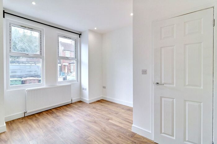 1 Bedroom Flat To Rent In Wellington Road, Harrow, HA3