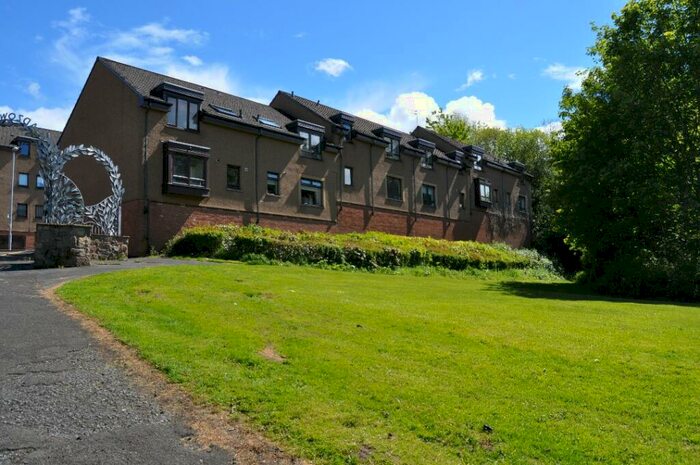 2 Bedroom Flat To Rent In Common Green, Hamilton, South Lanarkshire, ML3