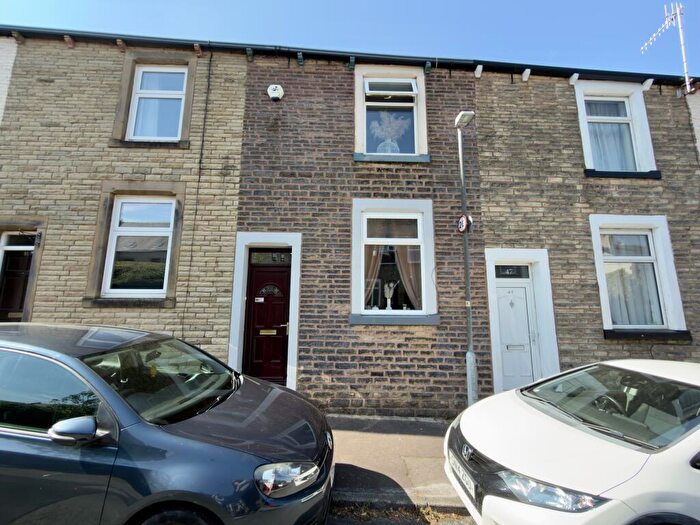 2 Bedroom Terraced House For Sale In Stoney Street, Burnley, BB11