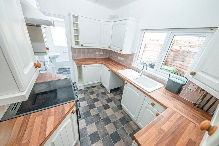 2 Bedroom Terraced House To Rent In Esslemont Road, Southsea, PO4