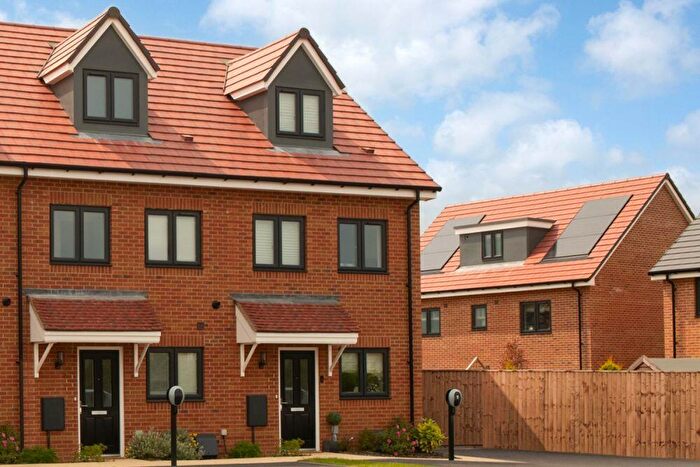 3 Bedroom Semi-Detached House For Sale In Off The, Daventry, NN11