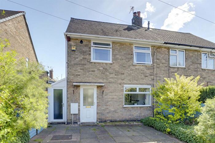 2 Bedroom Semi-Detached House To Rent In Broomhill Road, Hucknall, Nottinghamshire, ., NG15