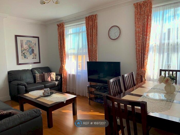 2 Bedroom Flat To Rent In Upper Montagu Street, Marylebone, W1H