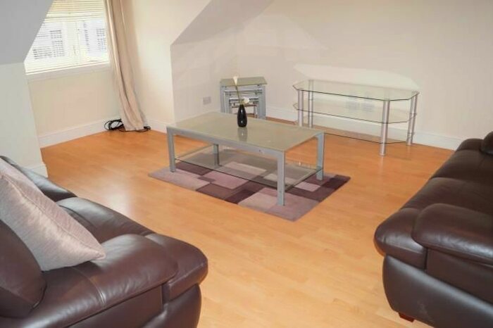 2 Bedroom Flat To Rent In King Street, Aberdeen, AB24
