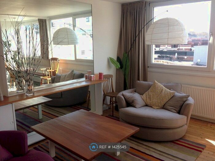 2 Bedroom Flat To Rent In Jessel House, London, WC1H