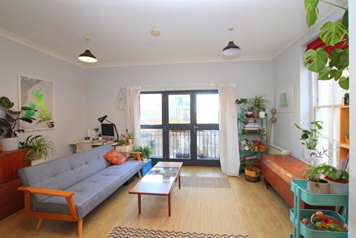 2 Bedroom Apartment To Rent In Wilson Street - City Centre, BS2