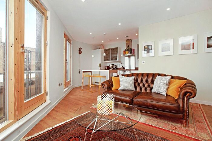 1 Bedroom Flat For Sale In Compass House, Raine Street, London, E1W