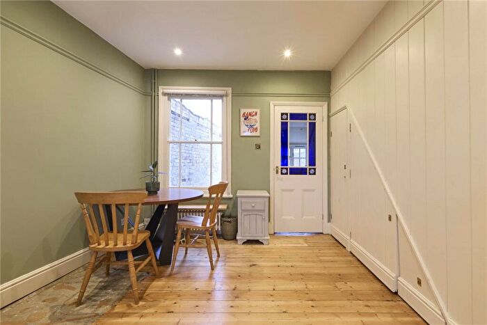 3 Bedroom Terraced House For Sale In Mawson Road, Cambridge, CB1