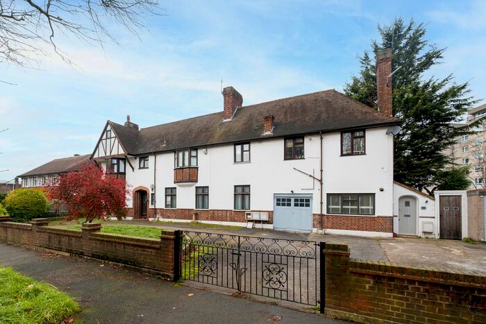 1 Bedroom Flat To Rent In Ryecroft Road, London, SW16