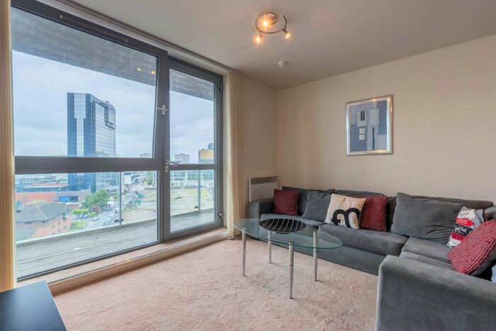 2 Bedroom Apartment To Rent In Centenary Plaza, Holliday Street, B1