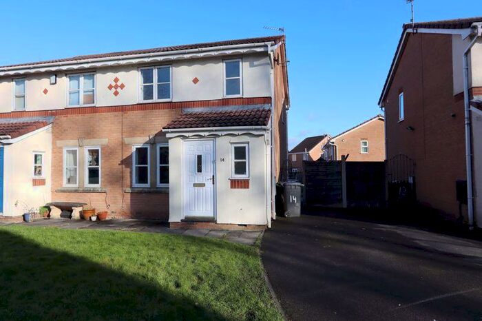 3 Bedroom Semi-Detached House To Rent In Oxbow Way, Whitefield, M45