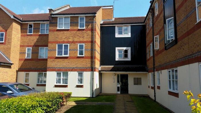 Studio For Sale In Hispano Mews, Enfield, EN3