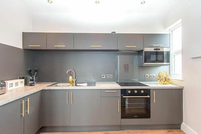 1 Bedroom Flat To Rent In Coldharbour Road, Bristol, BS6