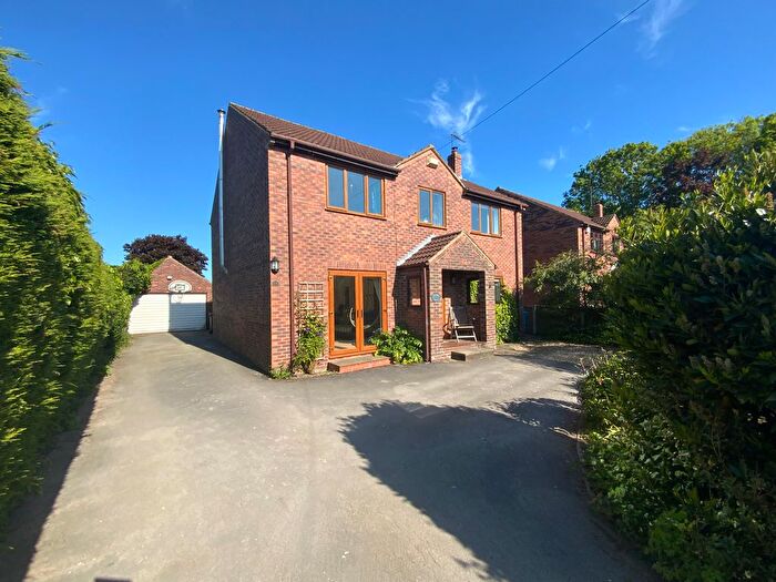 4 Bedroom Detached House For Sale In Main Street, Beswick, YO25