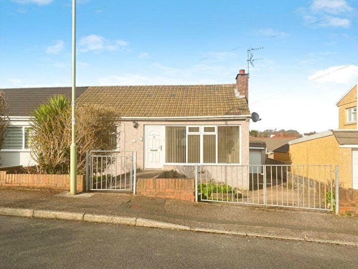 2 Bedroom Bungalow To Rent In Heol Y Bardd, Bridgend, CF31