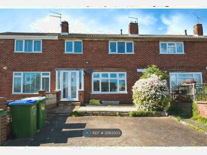 3 Bedroom Terraced House To Rent In Elmhurst, Belvedere, DA17