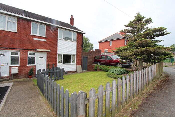 3 Bedroom End Of Terrace House For Sale In Second Avenue, Gwersyllt, LL11