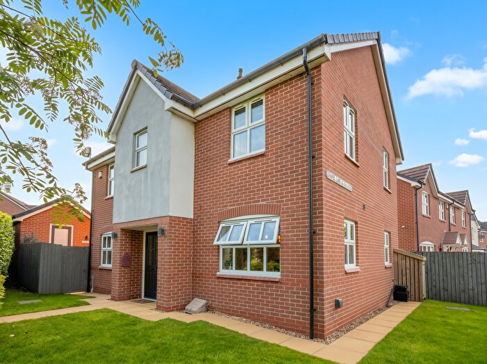 4 Bedroom Detached House For Sale In Chapel Lane, Coppull, Chorley, Lancashire, PR7