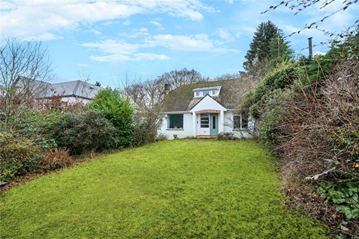 4 Bedroom Detached House For Sale In Abbots Ride, Farnham, Surrey, GU9