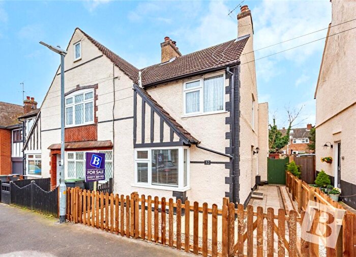 3 Bedroom End Of Terrace House For Sale In Cloverly Road, Ongar, Essex, CM5