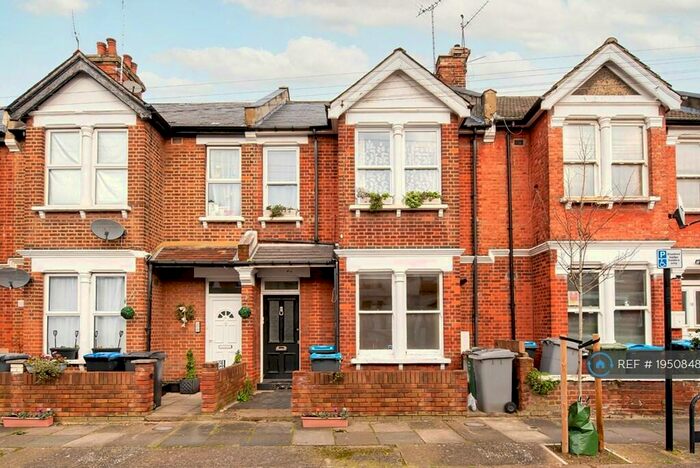 2 Bedroom Flat To Rent In Wilesden Green, London, NW10