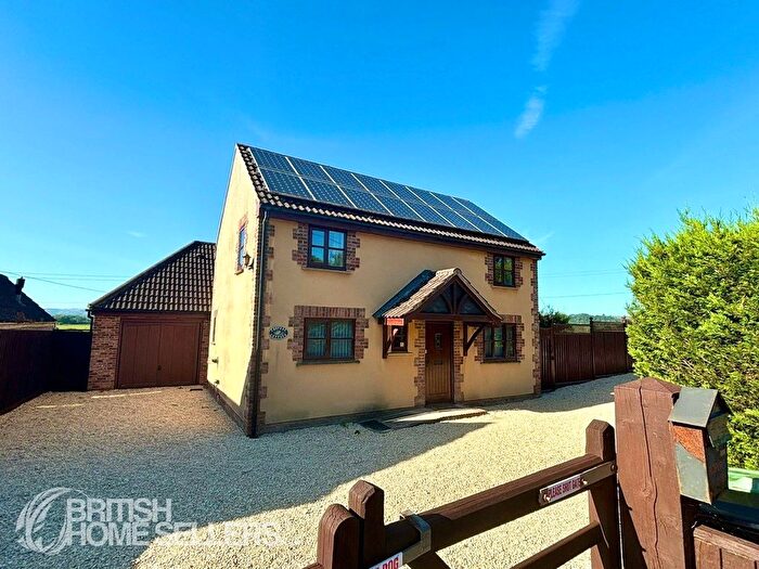4 Bedroom Detached House For Sale In Laverley, West Pennard, Glastonbury, Somerset, BA6