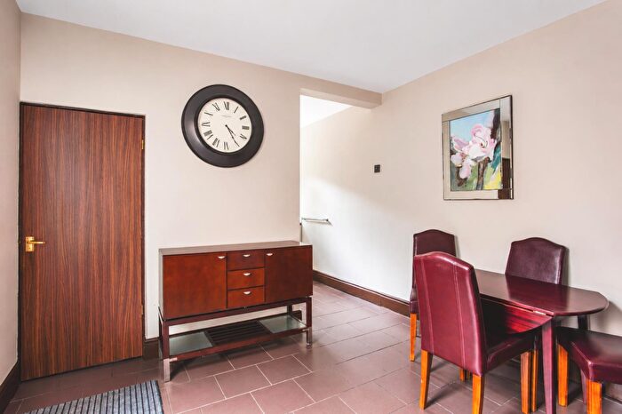 5 Bedroom Terraced House For Sale In Swinburne Street, Derby, DE1