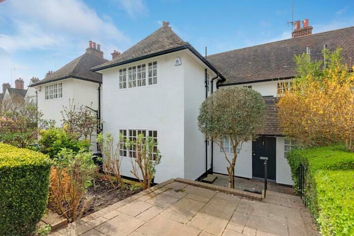 3 Bedroom Terraced House To Rent In Hampstead Way, Hampstead Garden Suburb, NW11