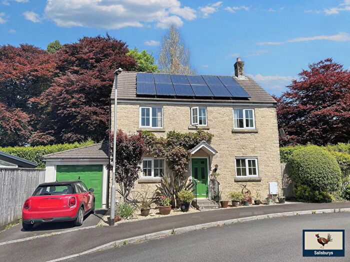 3 Bedroom Detached House For Sale In Tiddy Close, PL19