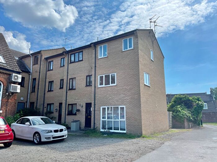 2 Bedroom Flat For Sale In Chapel Street, March, PE15