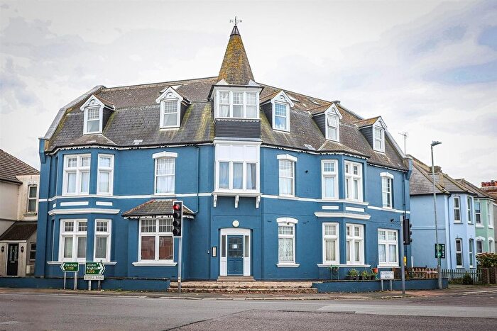 2 Bedroom Flat To Rent In Bexhill Road, St Leonards-On-Sea, TN38