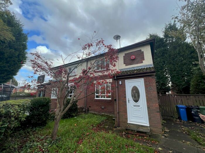 3 Bedroom Semi-Detached House To Rent In Barnfield Road West, Stockport, SK3