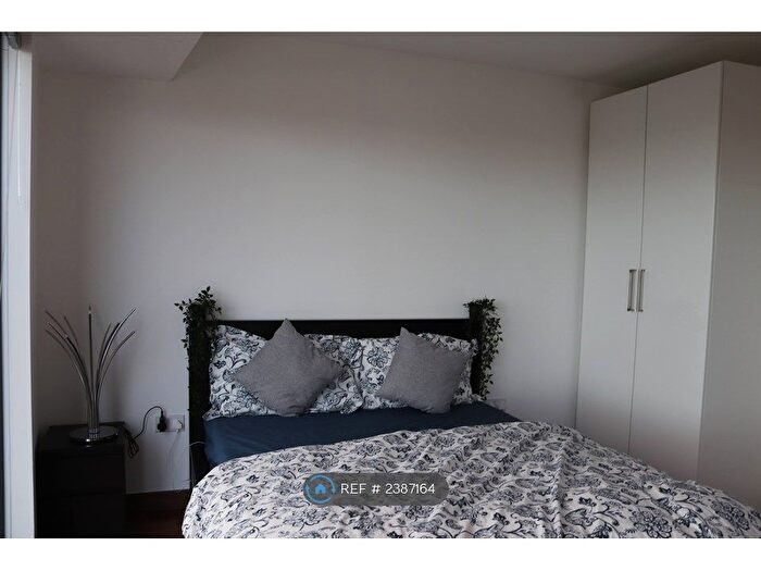 1 Bedroom Flat To Rent In River Heights, London, E15