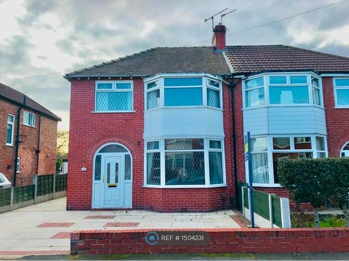 3 Bedroom Semi-Detached House To Rent In Mossdale Road, Sale, M33