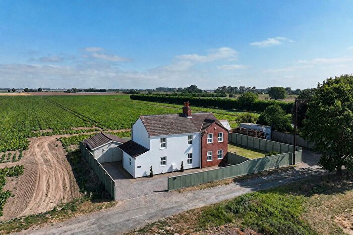 4 Bedroom Detached House For Sale In Gypsy Lane, Newton-In-The-Isle, PE13