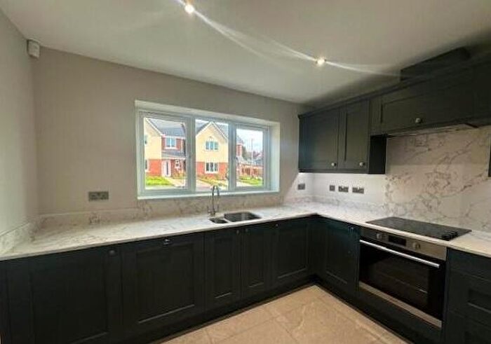 4 Bedroom House To Rent In Nicholson Court, Kidderminster, DY10