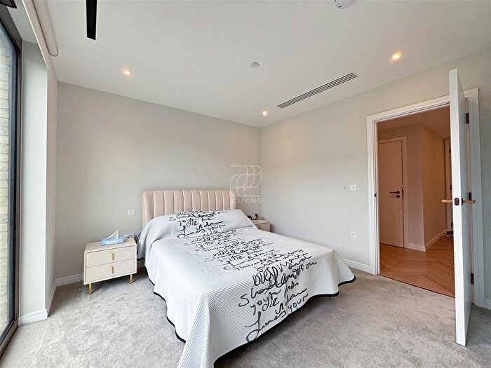 1 Bedroom Flat To Rent In Parkland Walk London, Saxon House, SW6