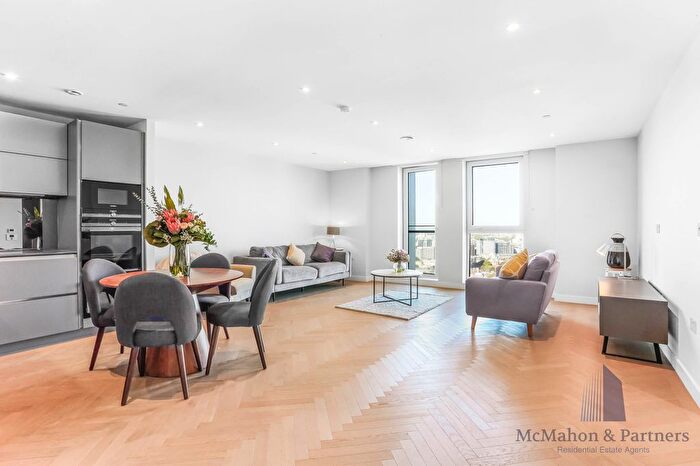 2 Bedroom Flat To Rent In Elephant And Castle, London, SE1