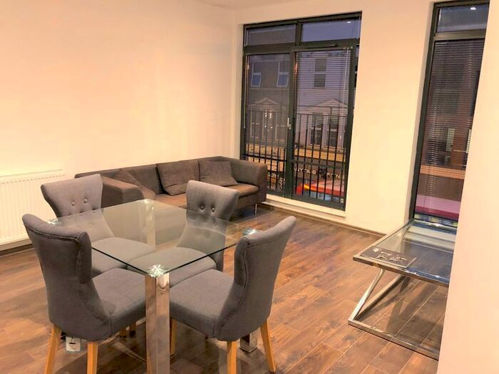 1 Bedroom Flat To Rent In Rye Lane, Peckham, SE15