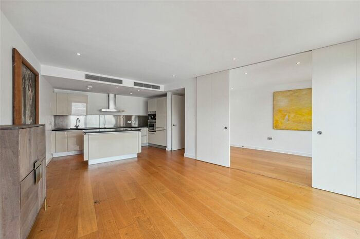 3 Bedroom Flat To Rent In Hepworth Court, Gatliff Road, London, SW1W