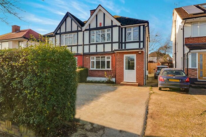 5 Bedroom Semi Detached House To Rent In The Mall, Harrow, HA3