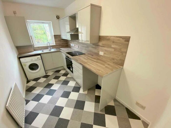 1 Bedroom Maisonette To Rent In Cromwell Street, Sheffield, South Yorkshire, S6