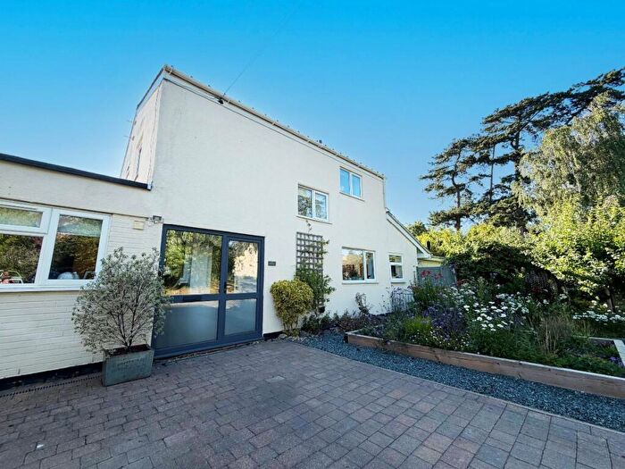 4 Bedroom Detached House For Sale In Abbey Way, Ravenstone, MK46