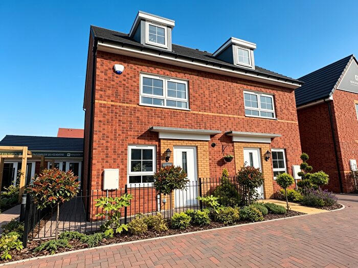 3 Bedroom Semi-Detached House For Sale In Marriott Road, Dudley, DY2